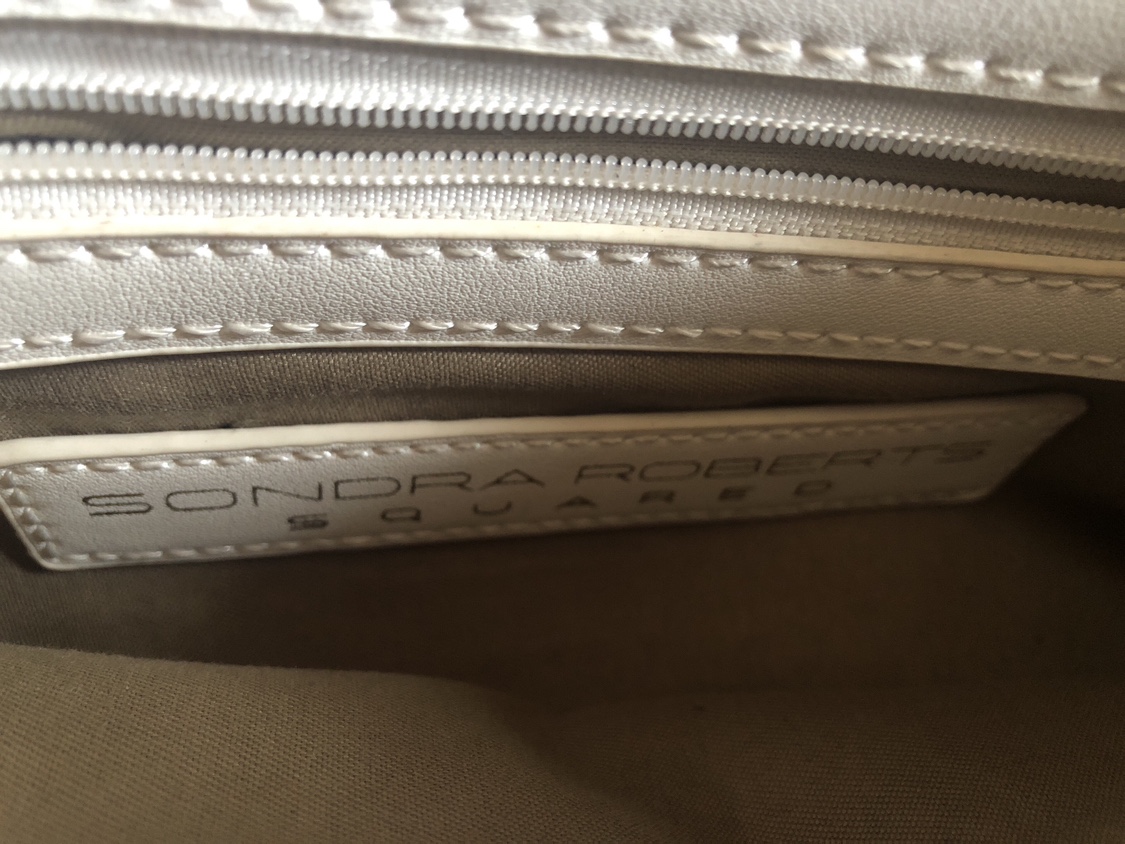 Sondra Roberts Squared White Woven Bag - photo 3