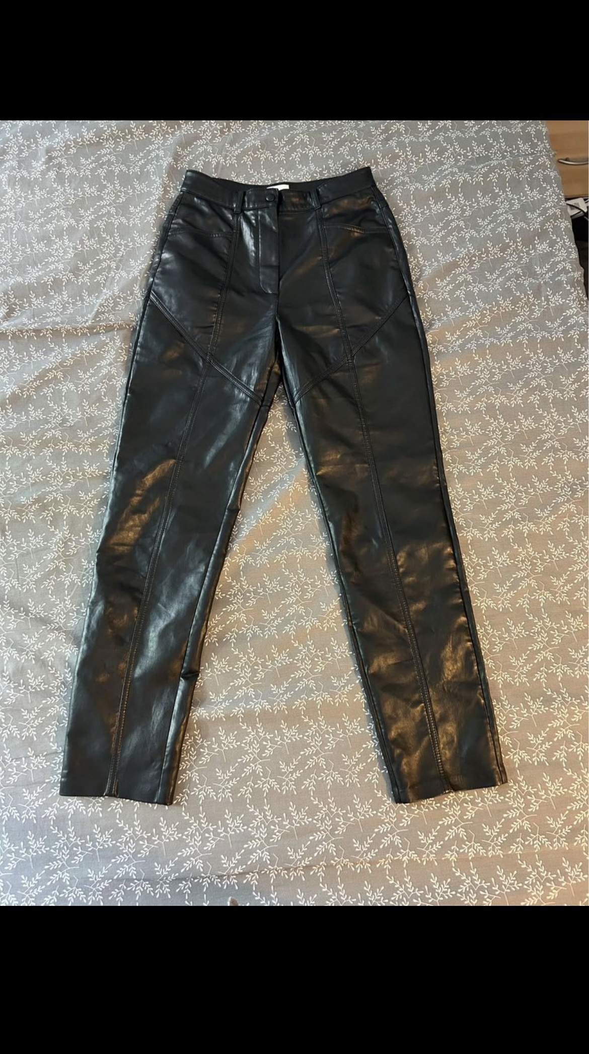 Aritzia Wilfred Green Rebel Pants Size 4