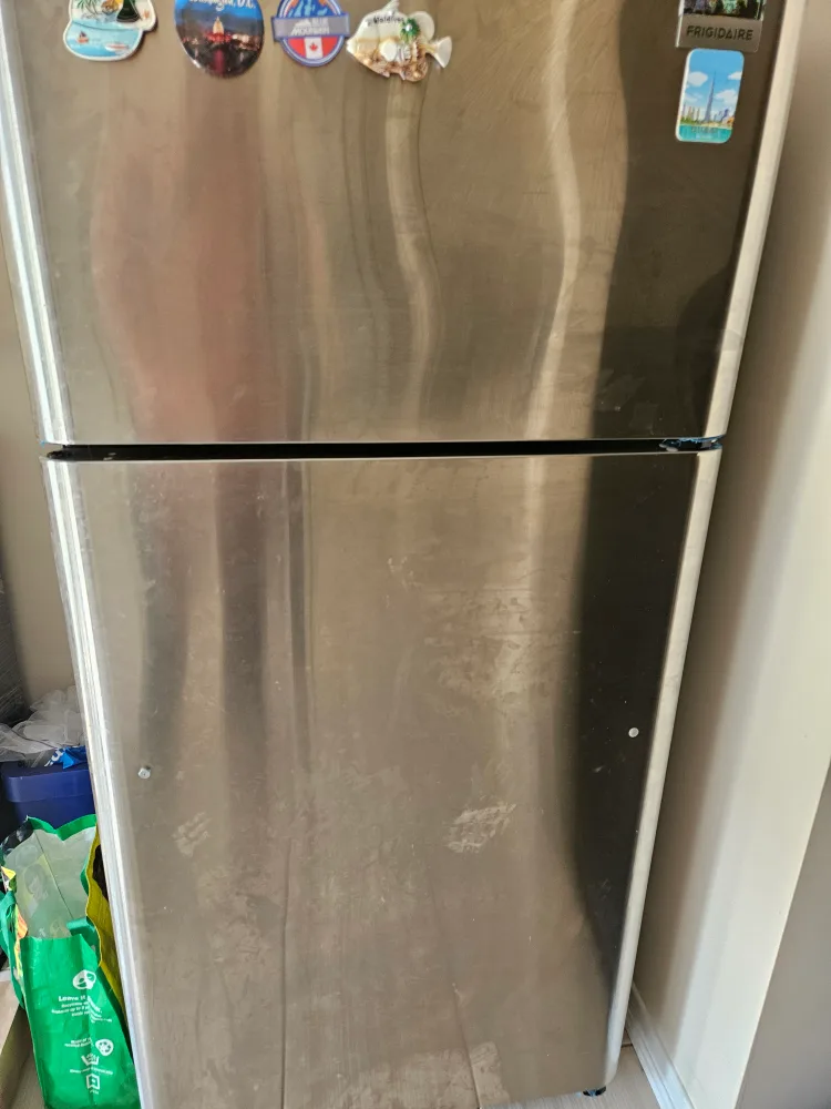 Frigidaire Refrigerator thumbnail