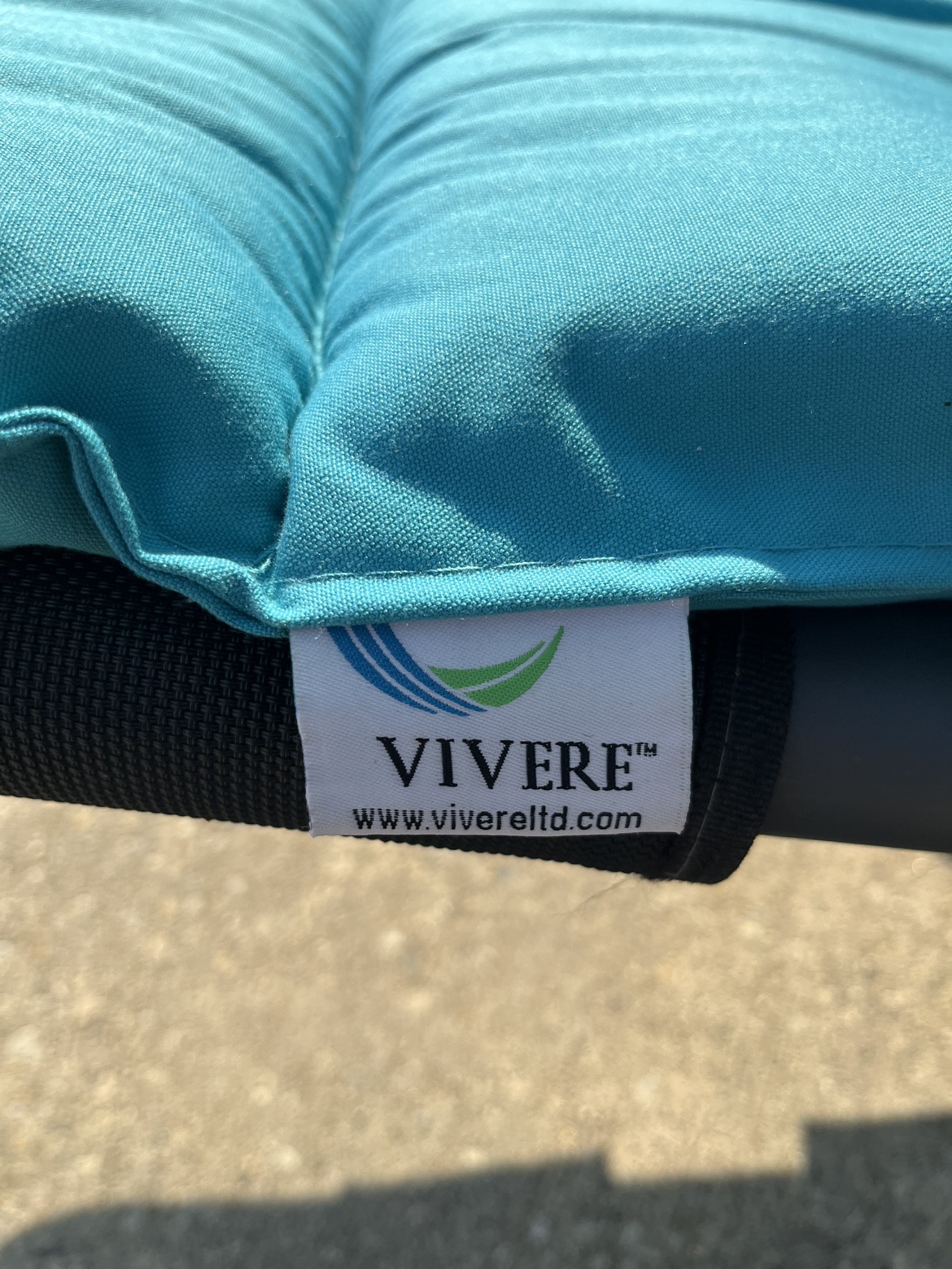 Vivere Hanging Patio Lounger with Umbrella - photo 2