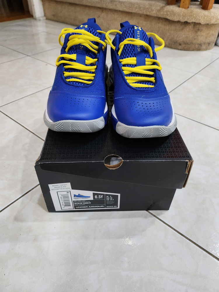 Under Armour Boys' Basketball Shoes - photo 2