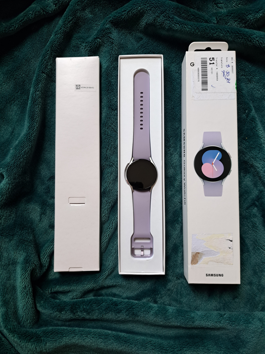 New Samsung Galaxy Watch5 SM-R900 40mm Smartwatch Purple
