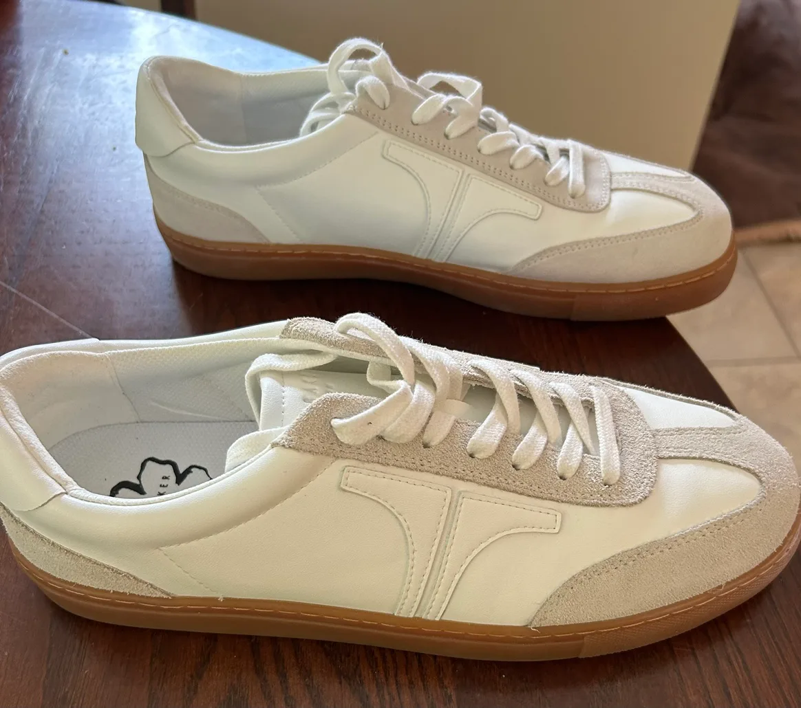 Ted Baker Robbert sneaker made of leather with suede details image indicator(2)