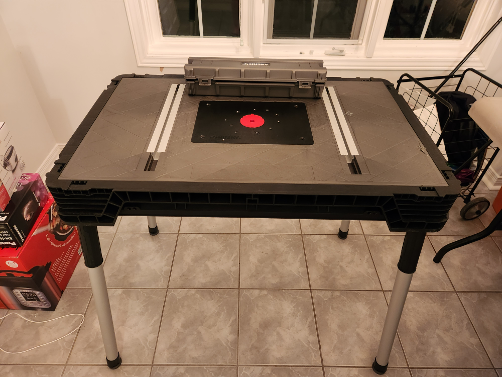 Husky Portable Jobsite Workbench - photo 4