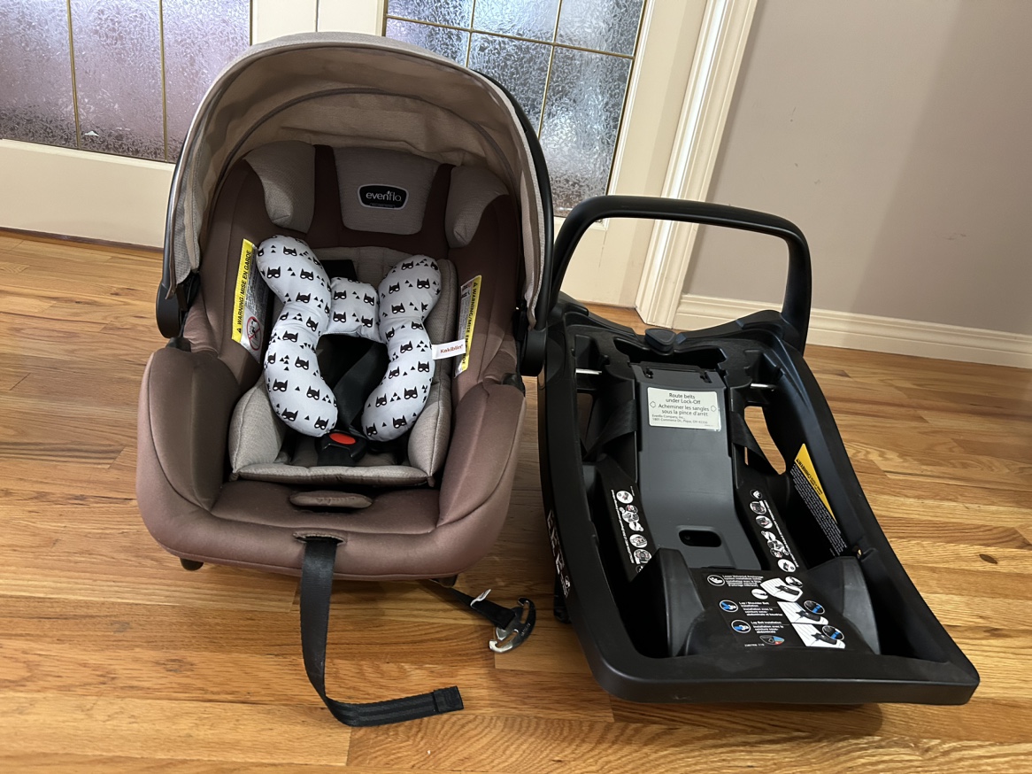 Evenflo Embrace Infant Car Seat - photo 2