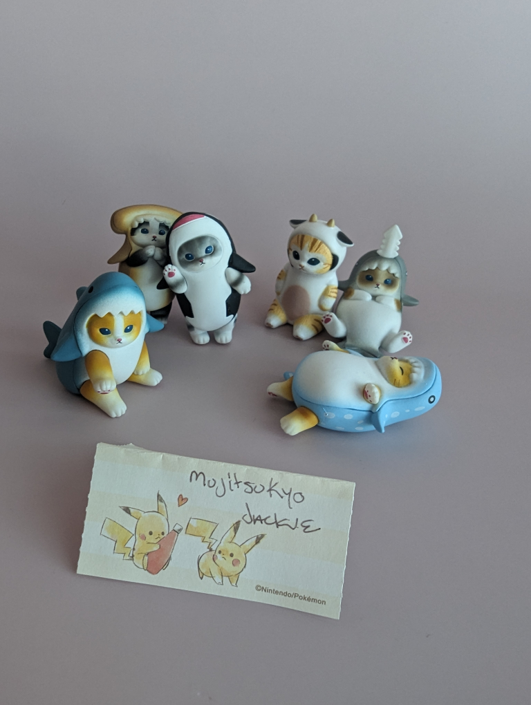 mofusand gacha figures