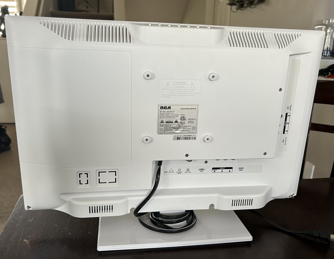 RCA 22" HD LED TV - photo 2
