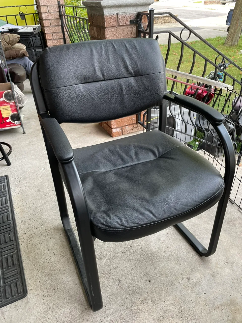 Office chairs image indicator(4)