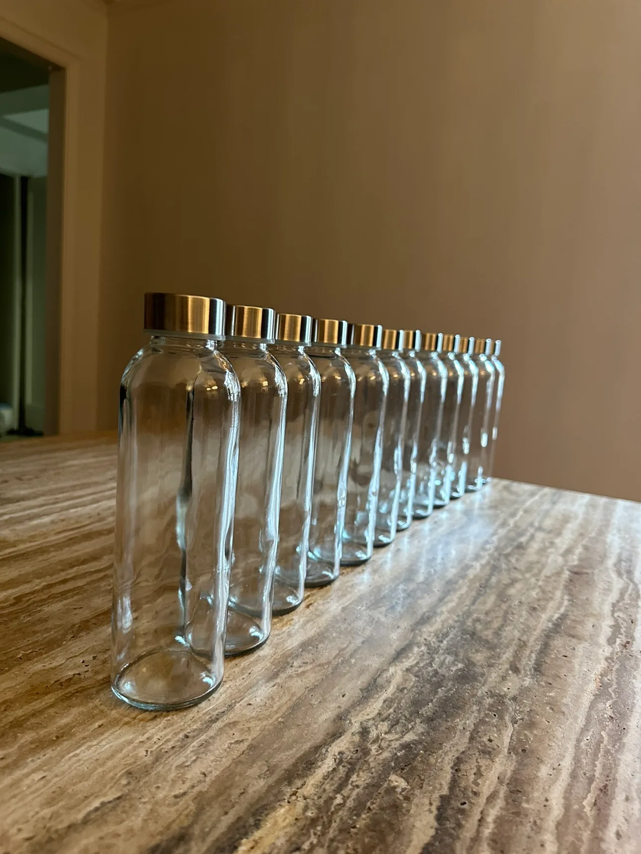 12 glass bottles, ideal for meal preps and juicing thumbnail