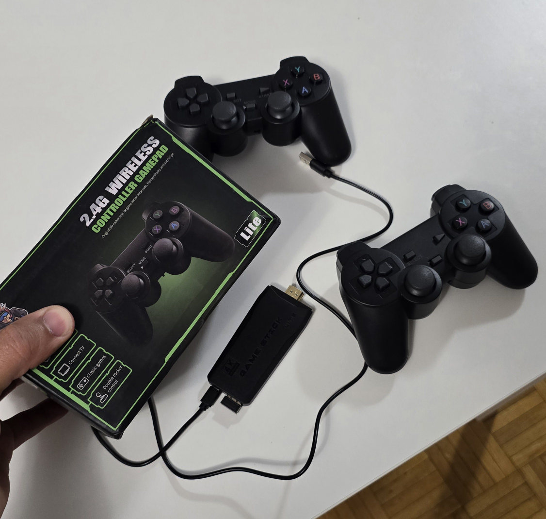 Game  Retro - 2.4G Wireless Controller Gamepad