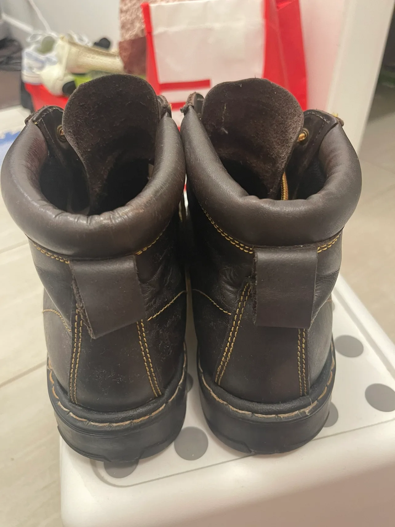 Roots Leather Boots men 10.5 image indicator(3)