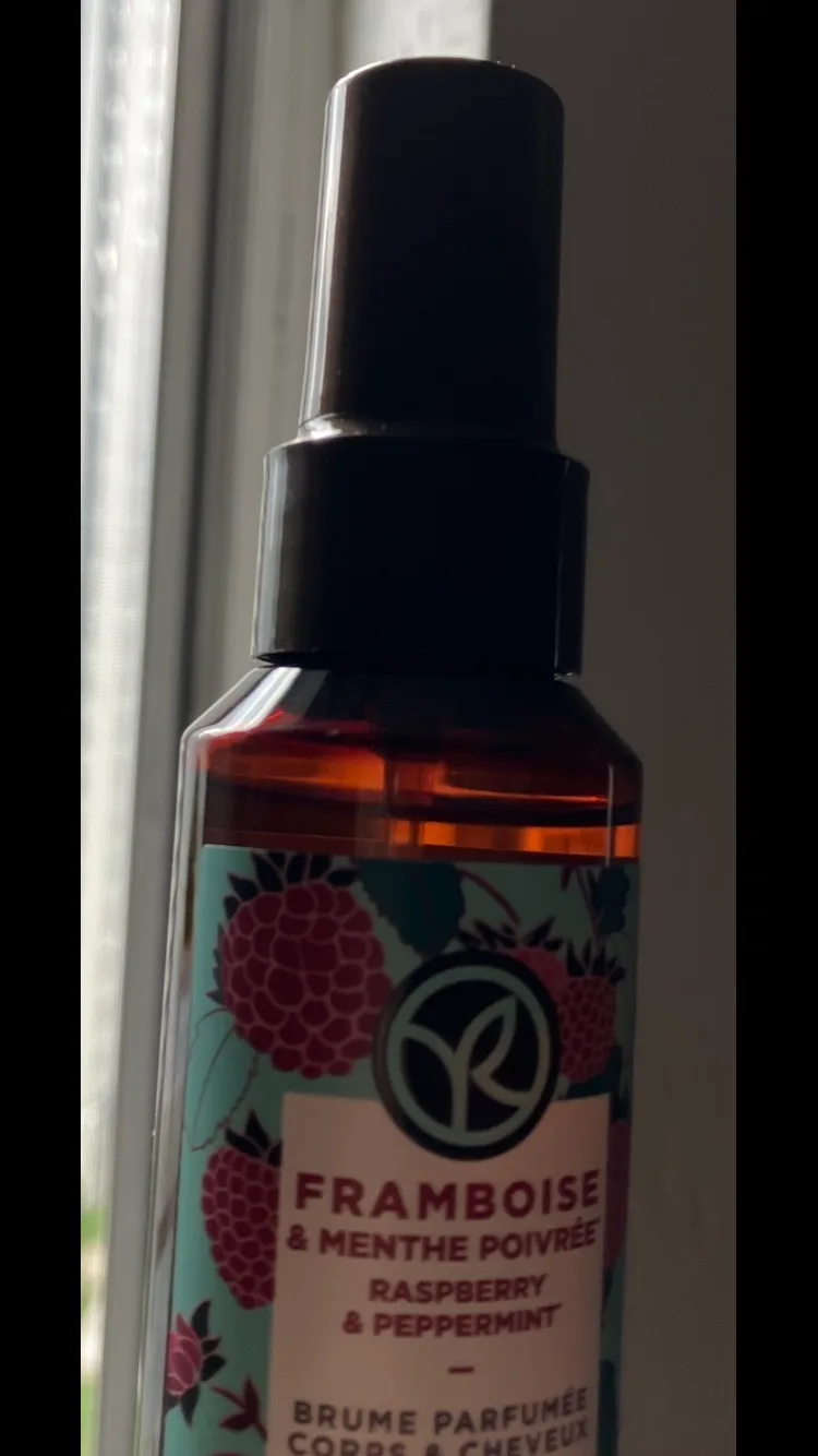Yves Rocher Raspberry & Mint Poivrée Body And Hair Mist🩷❤️💜💚🍃💦 image indicator(3)