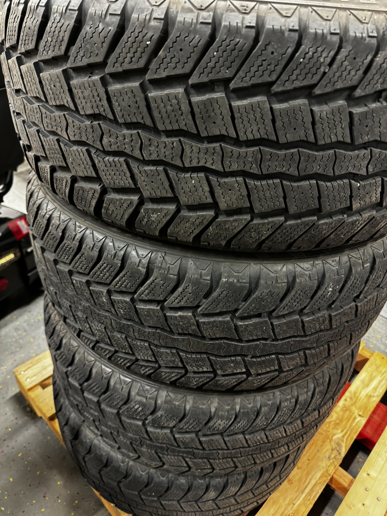 Set of 4 Winter Tires - photo 2