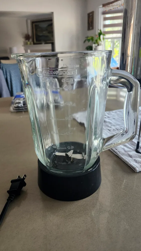 Black + Decker Blender top Mug only. image indicator(3)