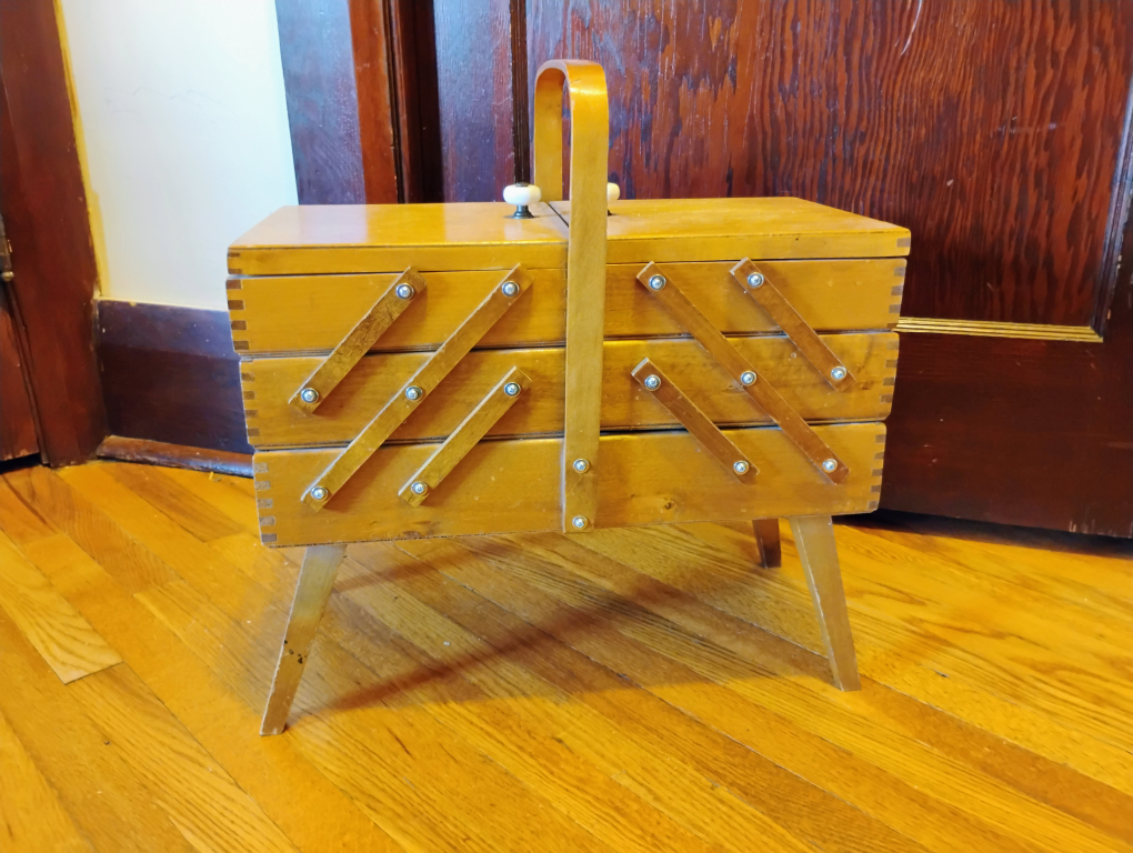 Midcentury Vintage Sewing Box
