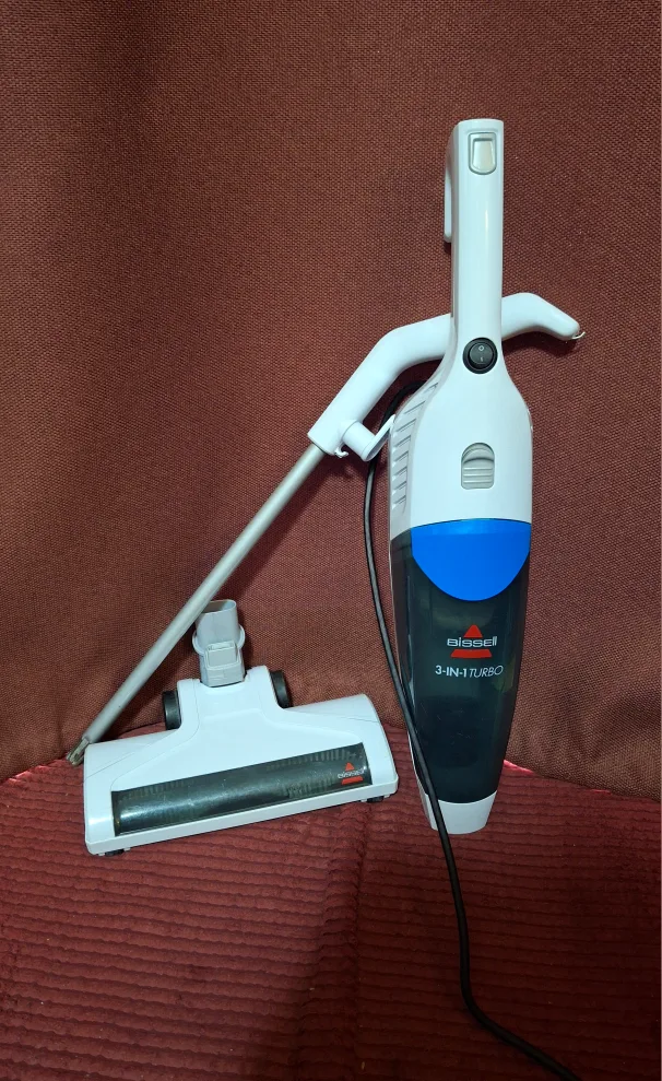 BISSELL 3-in-1 Turbo Lightweight Stick Vacuum, Three in one image indicator(4)