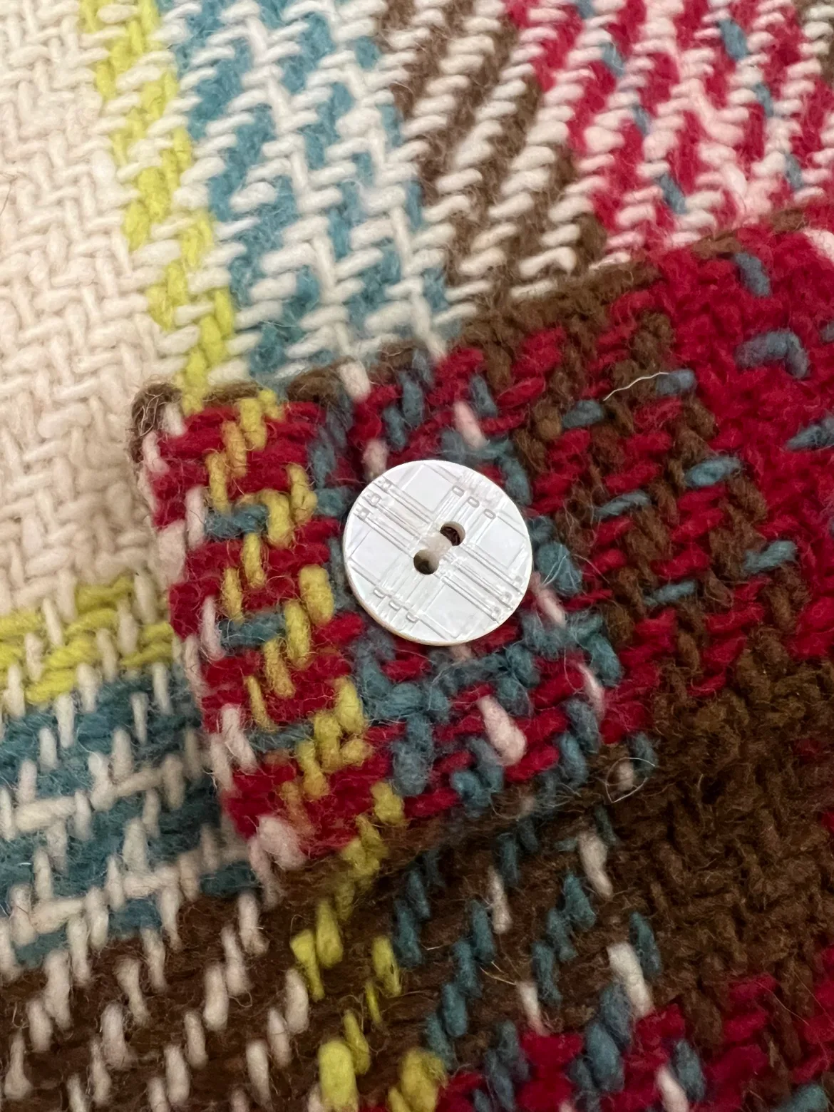 Burberry Kids Plaid Coat Size 3 Years image indicator(8)