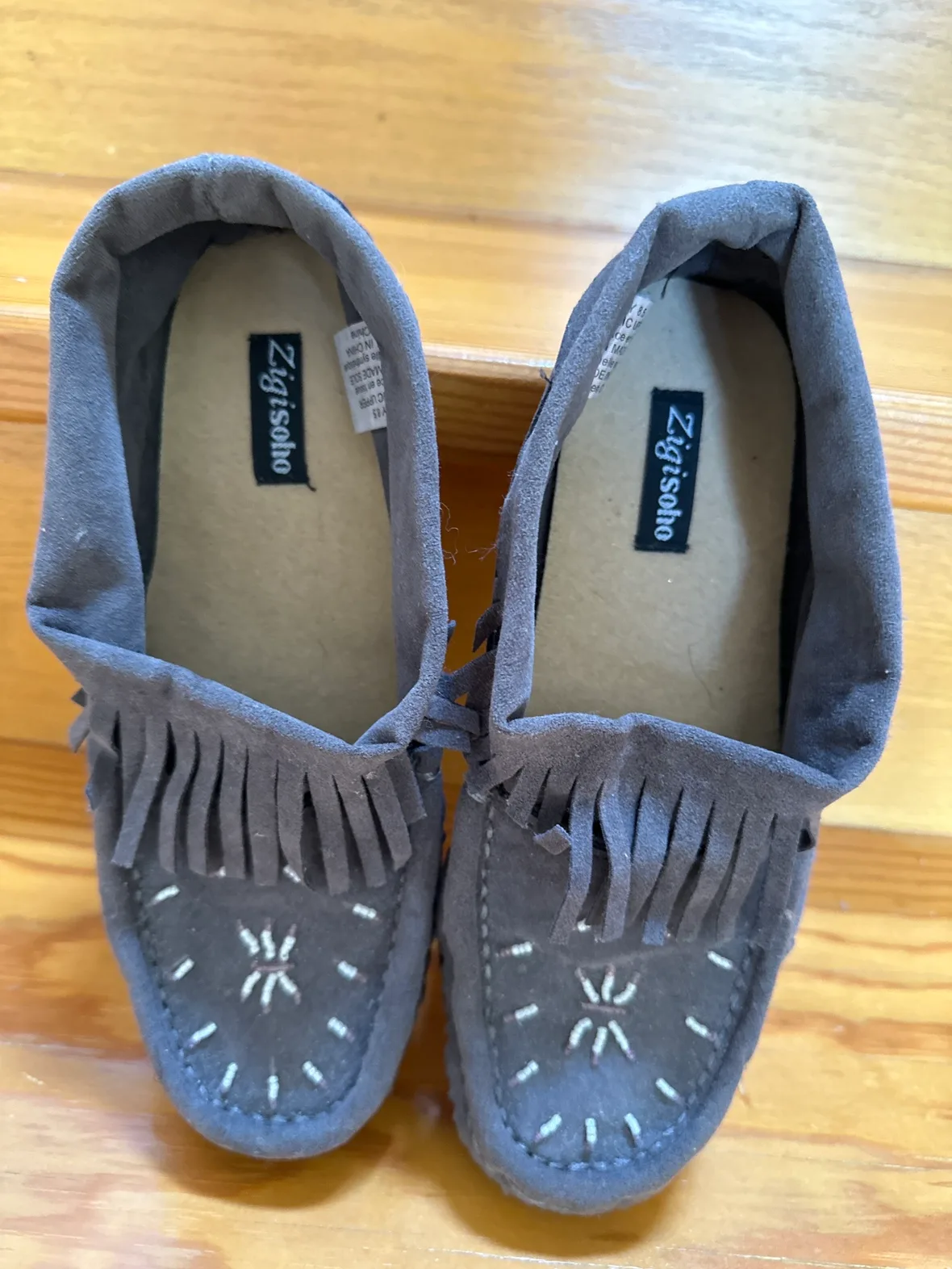 Grey Moccasin Shoes image indicator(2)