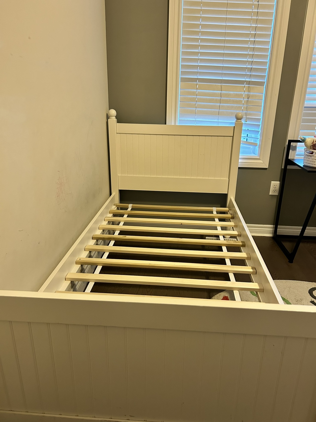 White Single Bed Frame - For Kids and Toddlers - photo 4