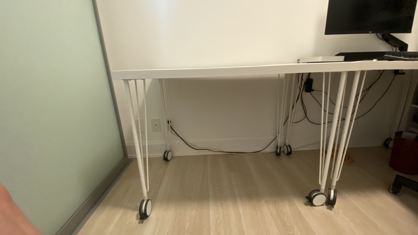 White Desk with Wheels - photo 2