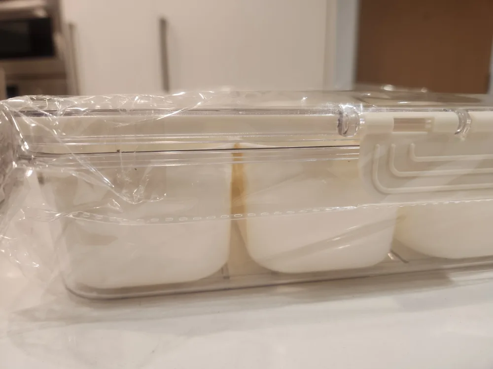 8 Section Food Storage Container image indicator(7)