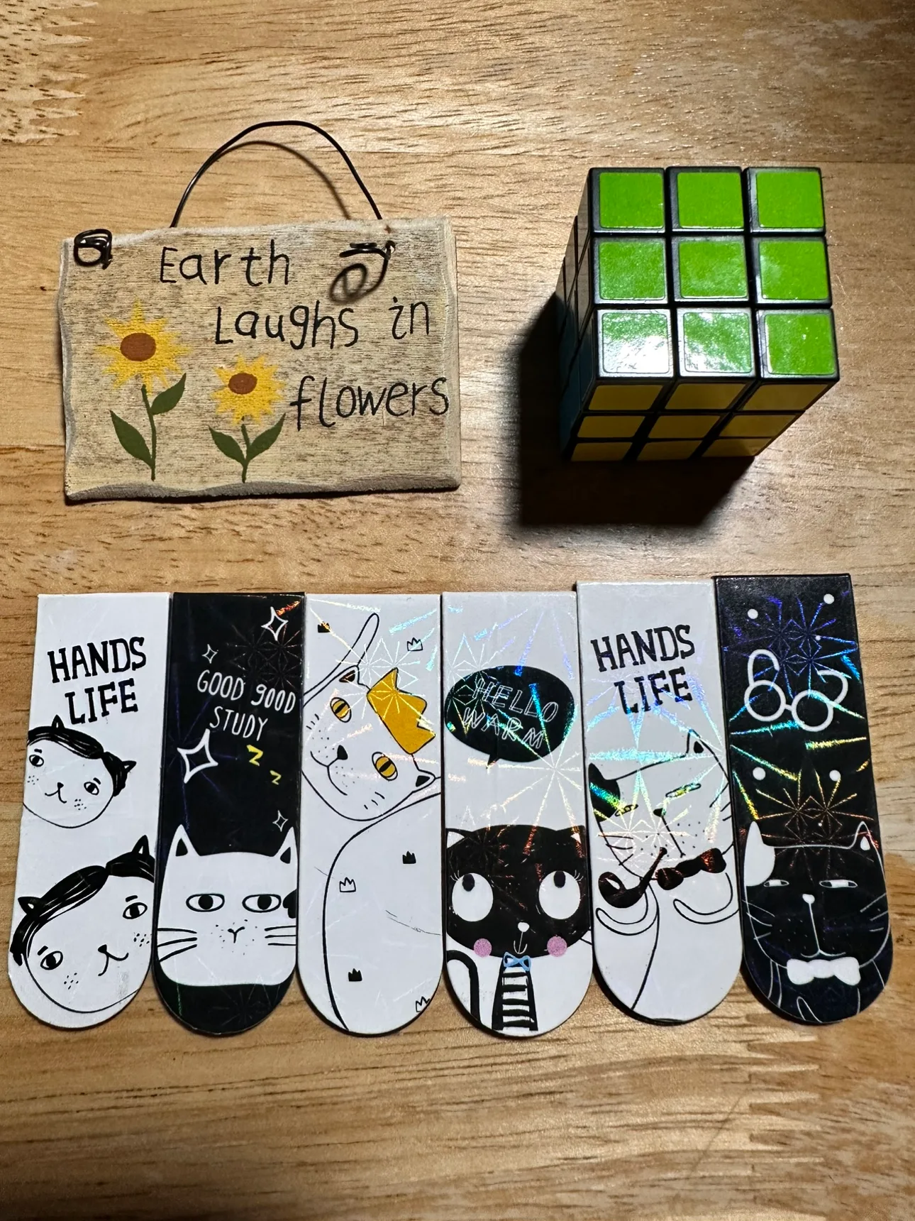 5 Book Markers & Rubik’s Cube thumbnail