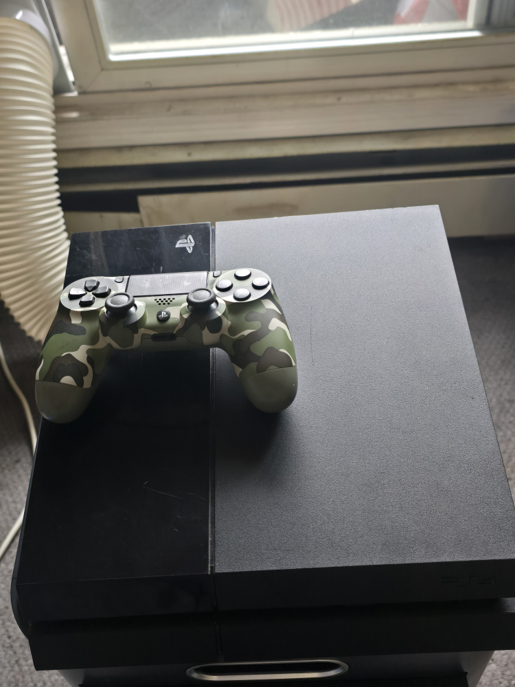 Playstation 4 - photo 3