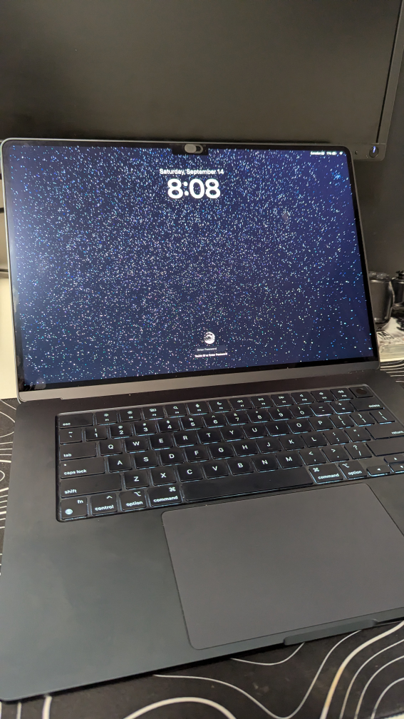 15-inch MacBook Air M3 (2024) - Midnight 16gb RAMX512gb SSD