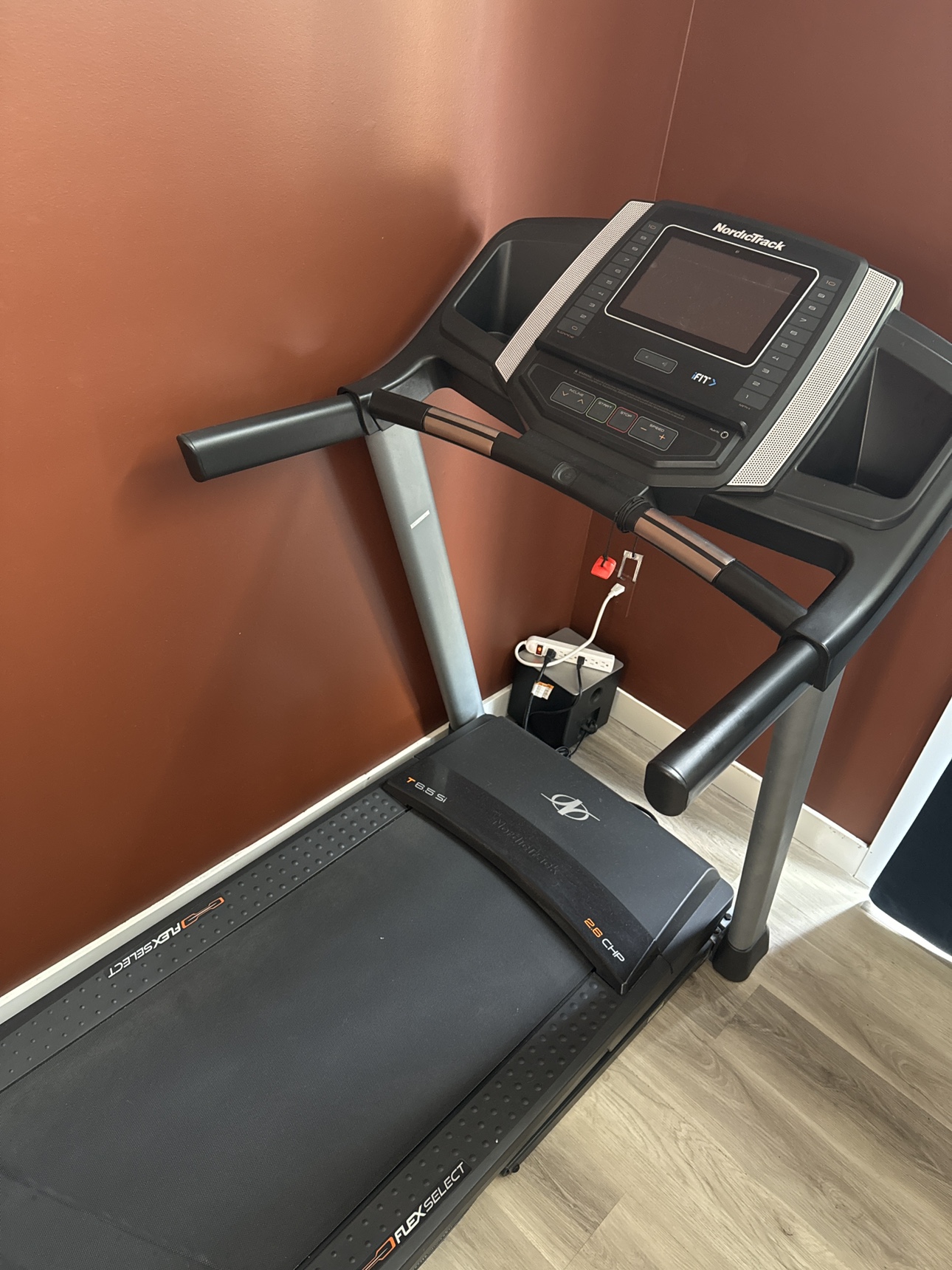 NordicTrack T 6.5 Si Treadmill - photo 5