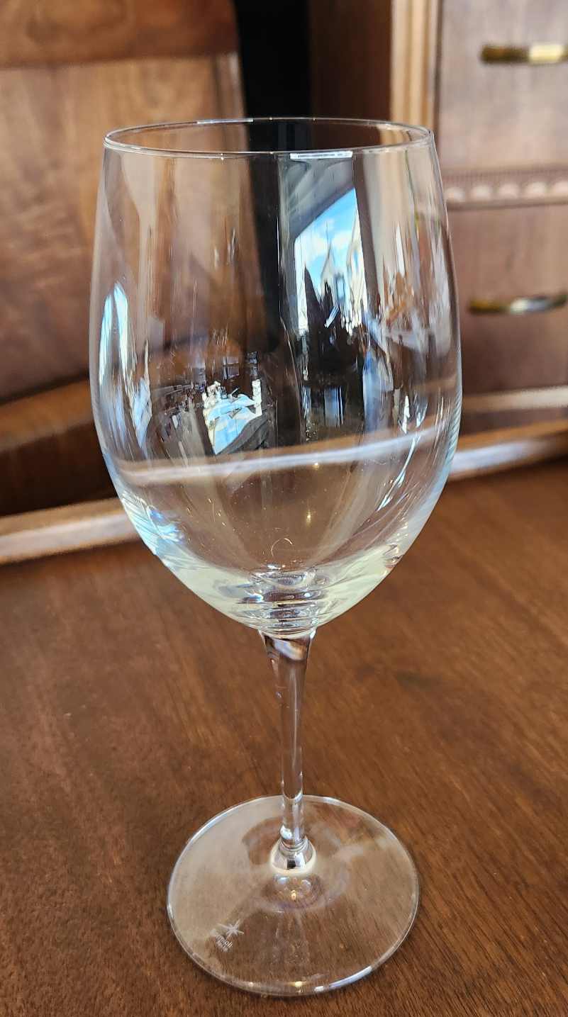 16 Crystal Wineglasses