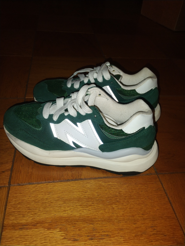 New Balance 57/40 Green and White 6.5