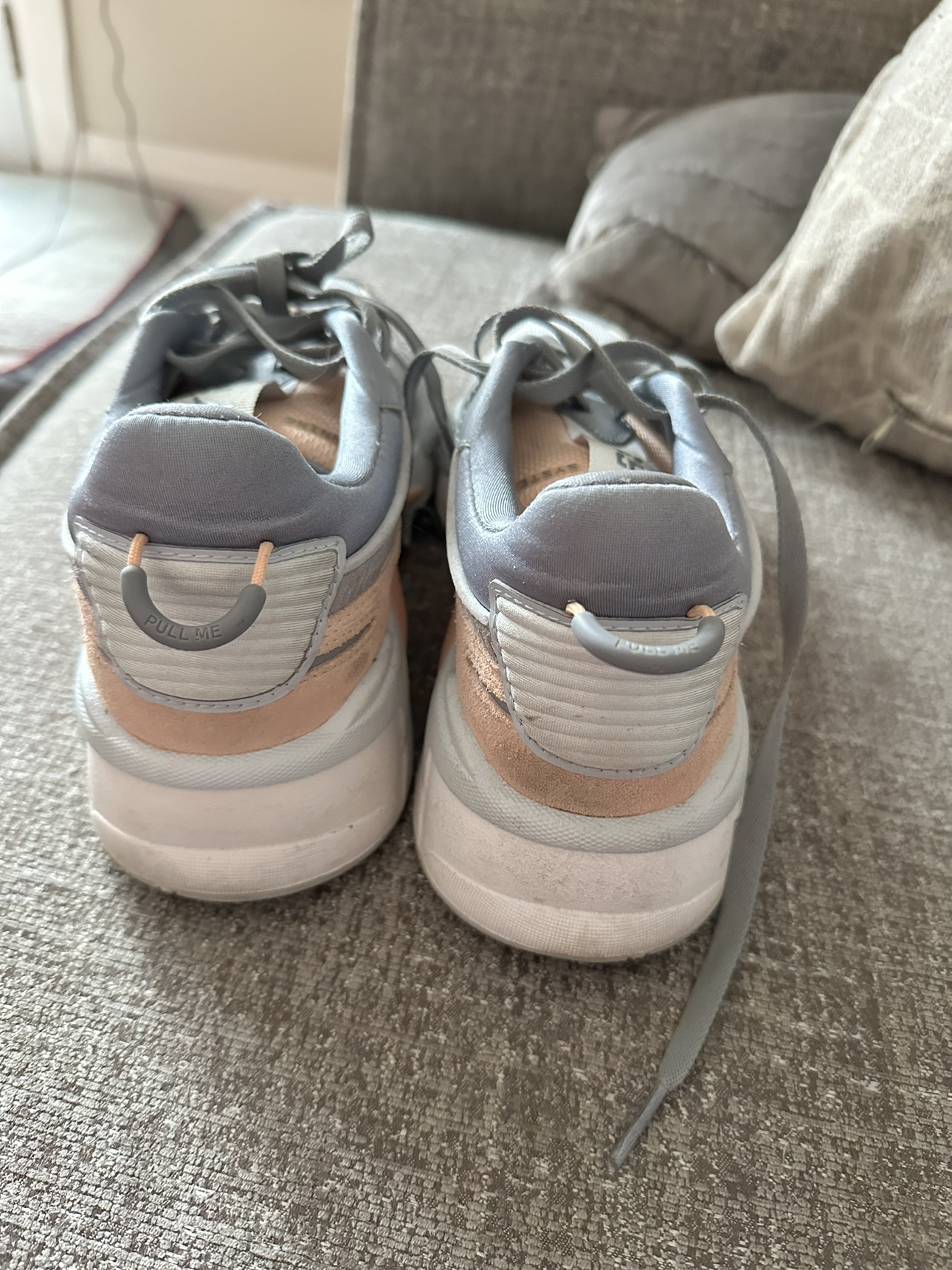 Women’s 8.5 grey and pink Puma RS Sneakers - photo 3