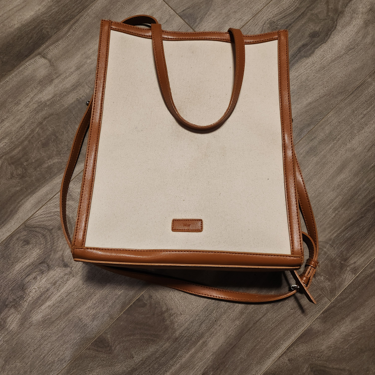 Mur bag