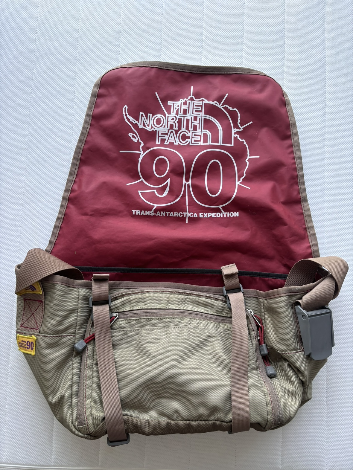 The North Face 90 Trans-Antarctica Expedition Messenger Bag - photo 5