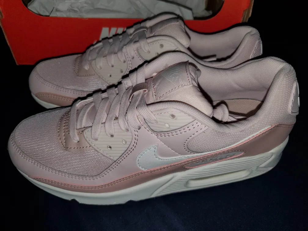 Pink Nike Air Max 90-Womens size 9.5 US image indicator(7)