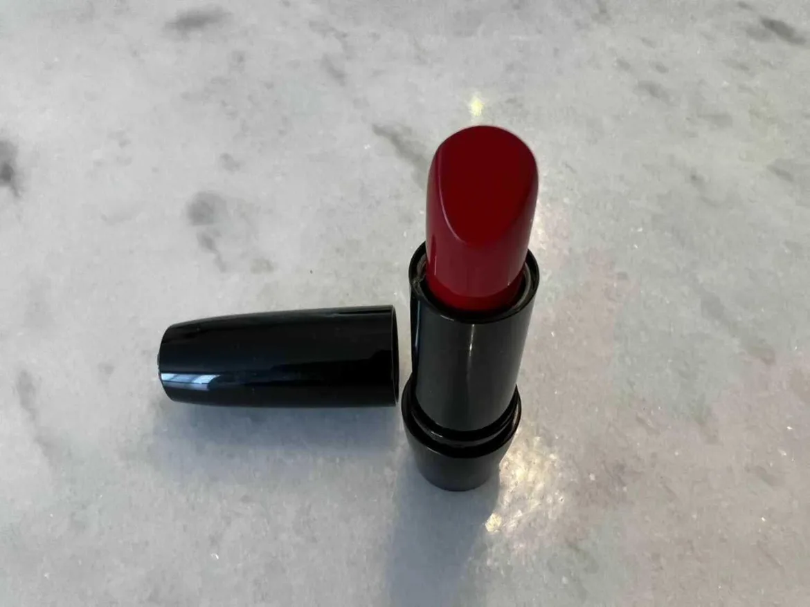 BRAND NEW LANCÔME LIPSTICK-Red  Colour: 181 Red Stiletto image indicator(2)