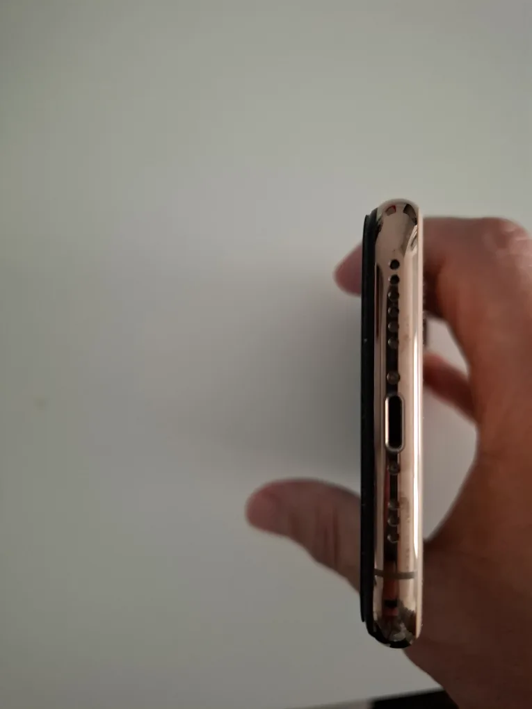 아이폰 xs 256g 로즈골드 iphone xs 256g 판매합니다. image indicator(4)