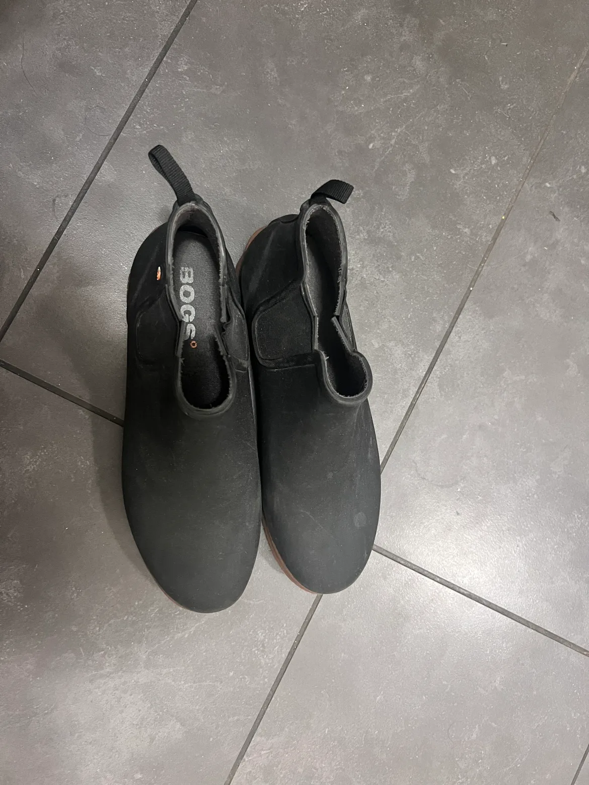 Bogs Chelsea Boots thumbnail