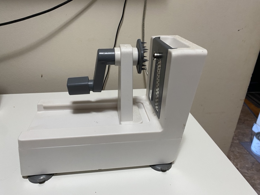 Free cycle Handheld Vegetable spiralizer