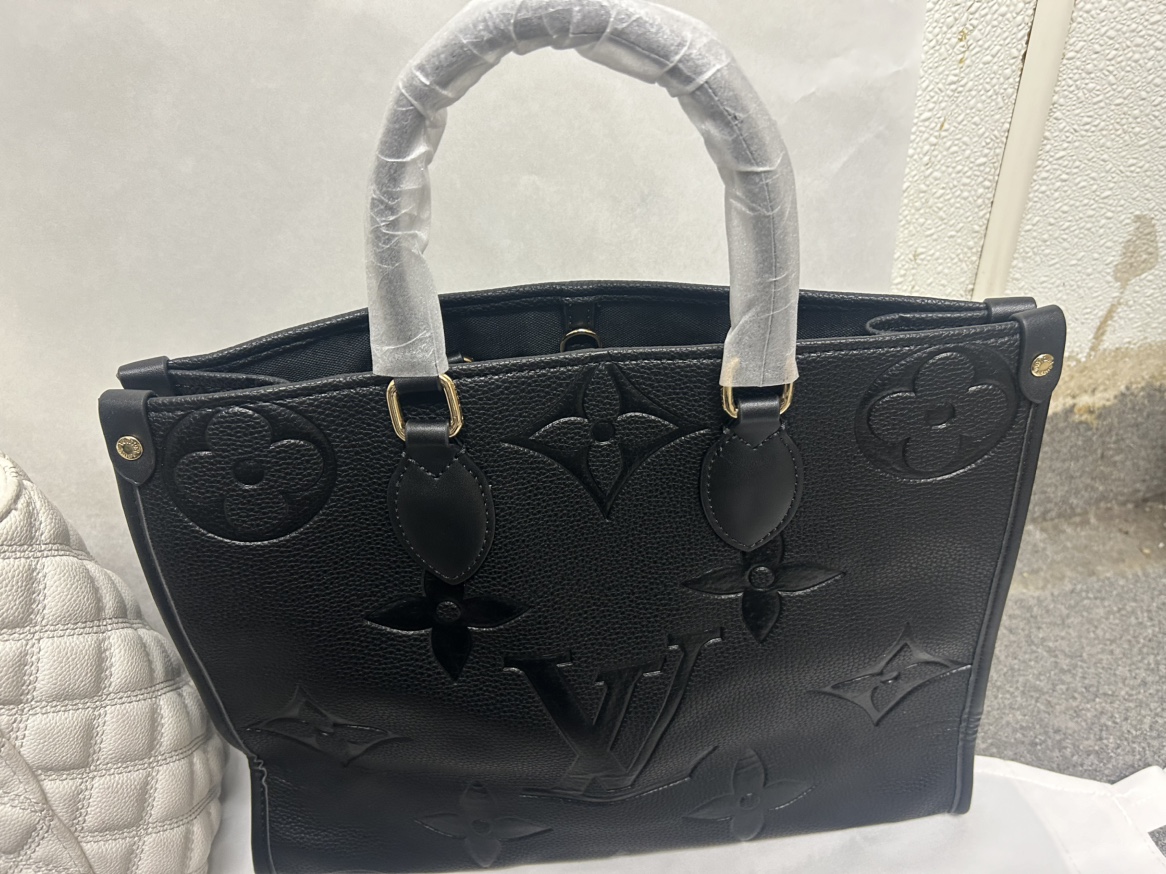 Louis Vuitton Empreinte  Black Leather Tote