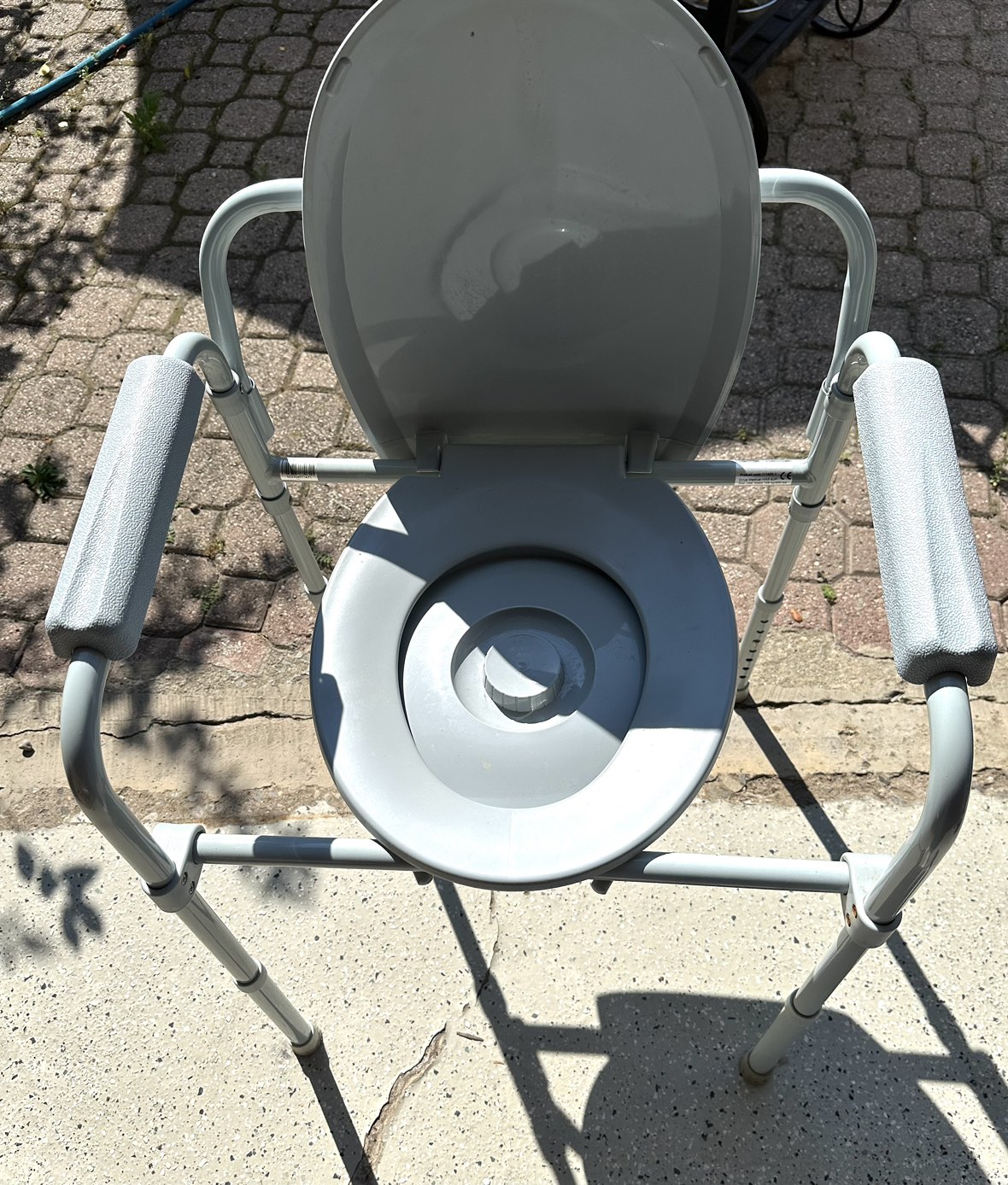 Commode - photo 3