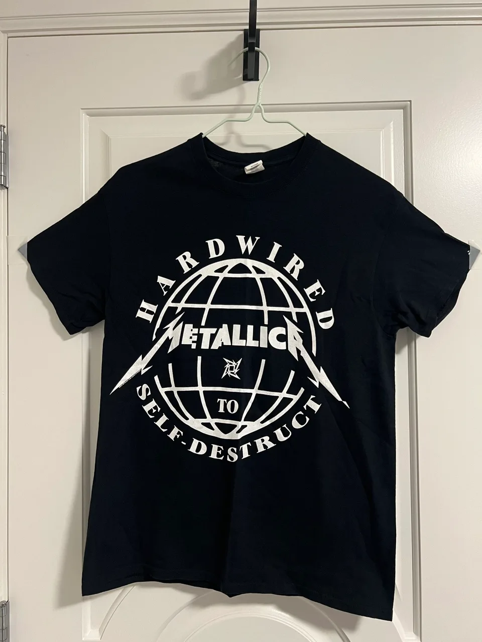 Metallica Hardwired to Self-Destruct 2017 Tour T-Shirt image indicator(7)