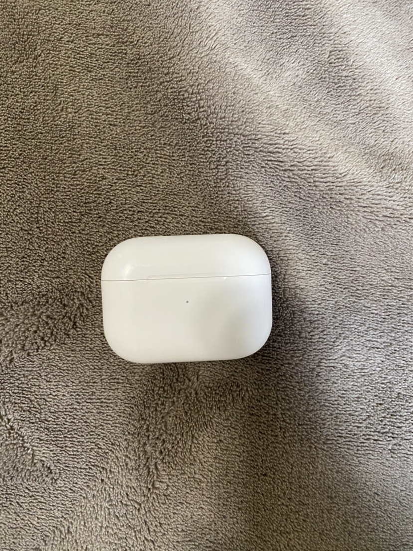 Apple AirPods Pro (Gen 1) - photo 2