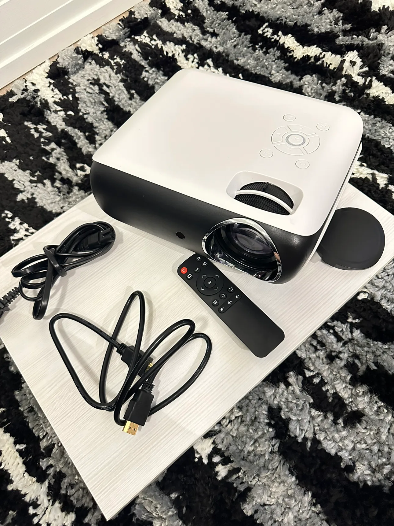 Mini Projector thumbnail