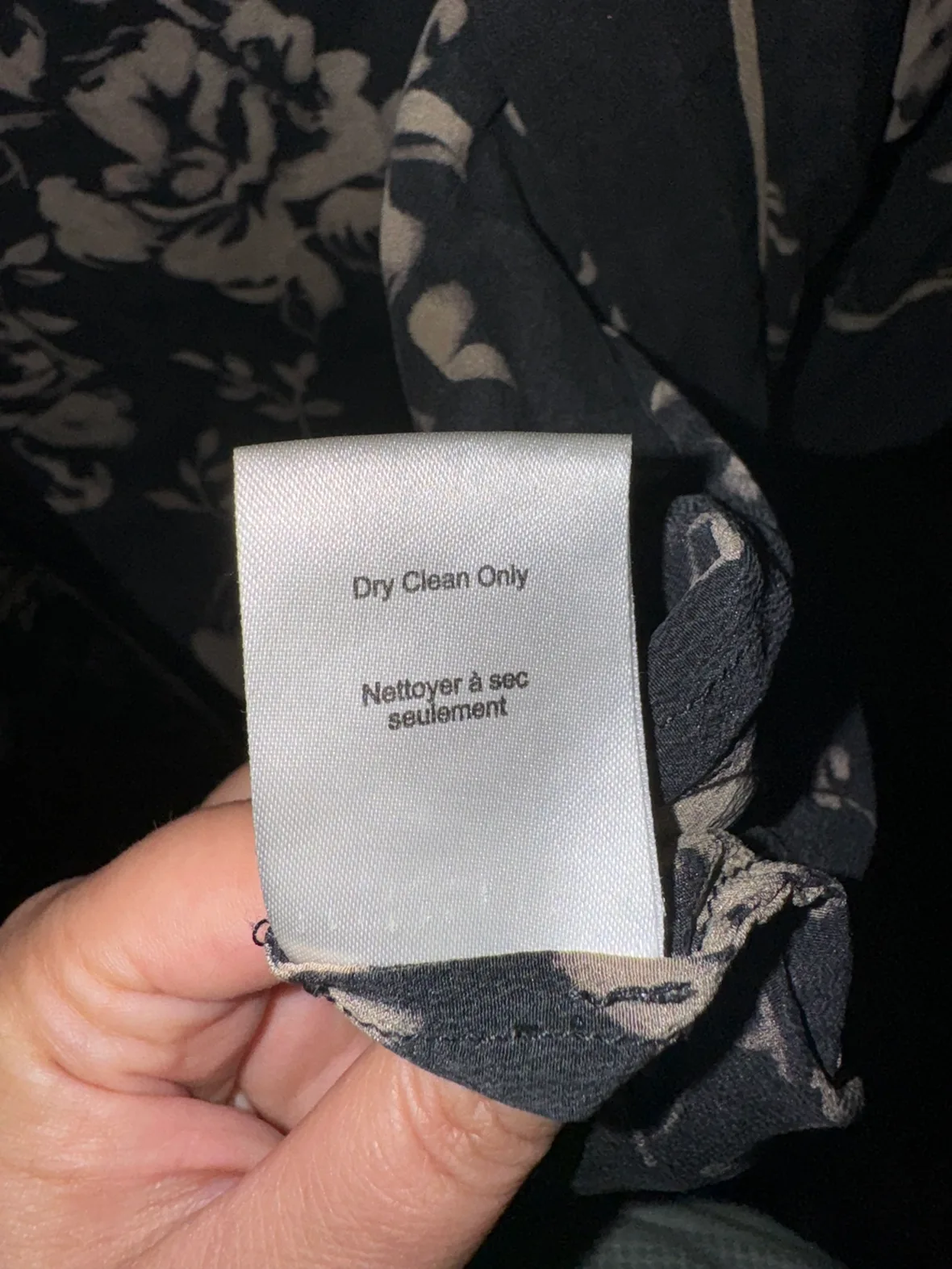 Aritzia Babaton floral Kimono- 100% Silk image indicator(4)