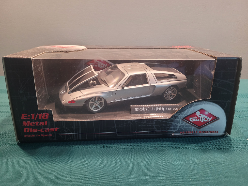 Guiloy 1:18 Scale Die-Cast Mercedes C111 (1969)