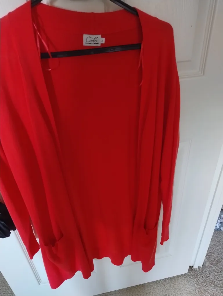 Cielo Red Cardigan Size L thumbnail