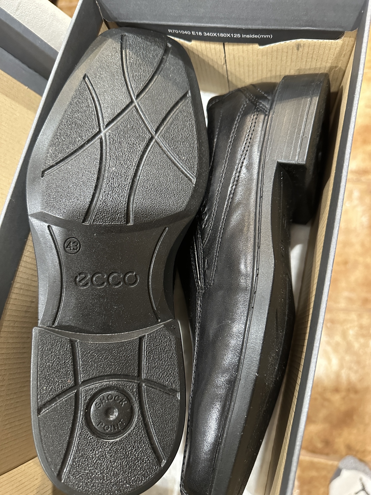 Ecco Men's Black Leather Slip-On Shoes - photo 3