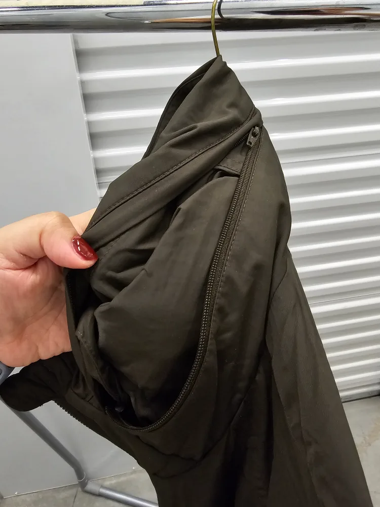 Green Rain Jacket - Babaton image indicator(5)