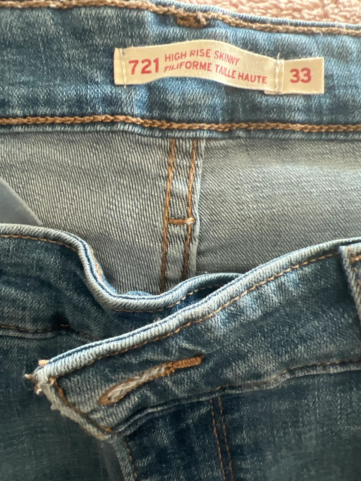 Levi's 721 High Rise Skinny Jeans Size 33 thumbnail